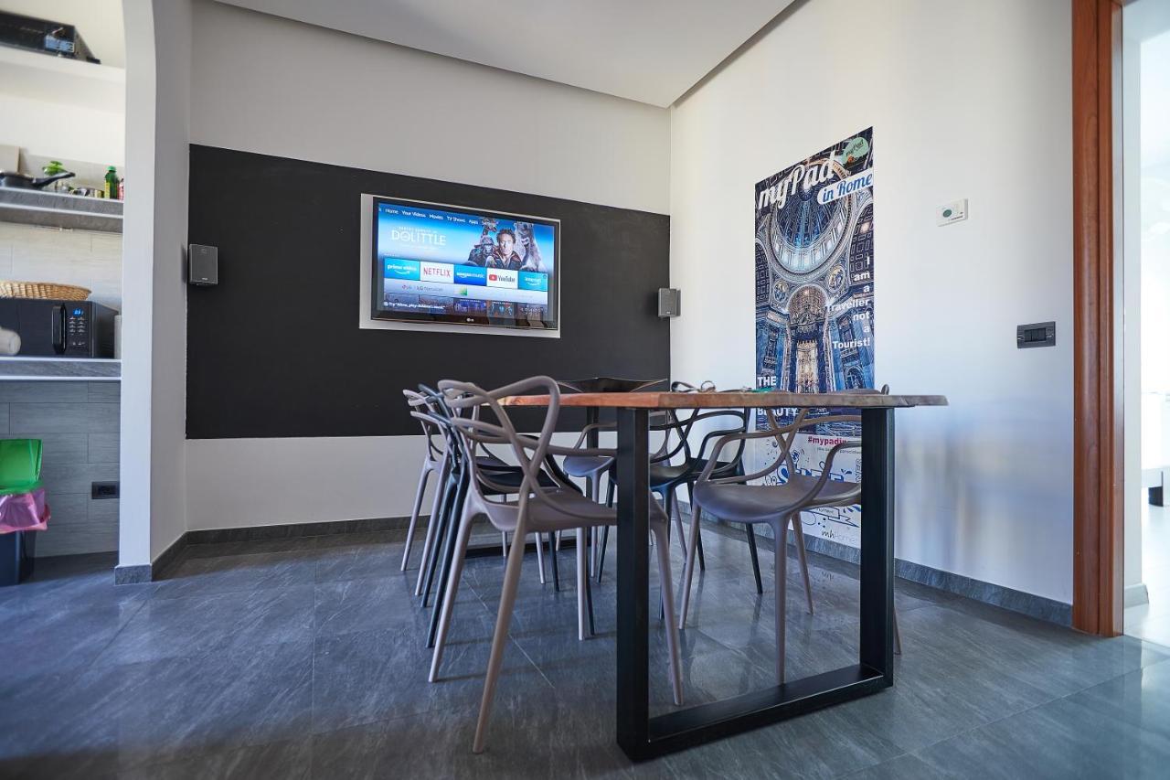 Apartment In Front Of St Peter'S Square And Vatican Museums - Mypad In 로마 외부 사진