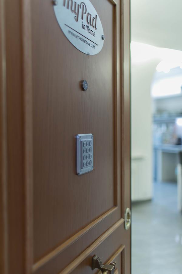 Apartment In Front Of St Peter'S Square And Vatican Museums - Mypad In 로마 외부 사진