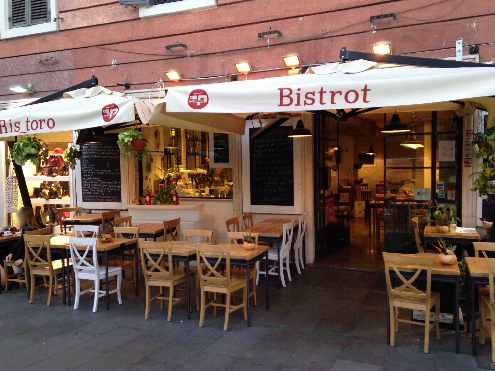 Apartment In Front Of St Peter'S Square And Vatican Museums - Mypad In 로마 외부 사진